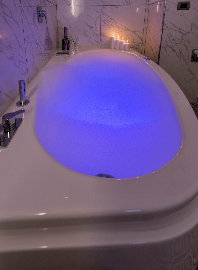 Sara Luxury Apartament 2 Сорренто Экстерьер фото