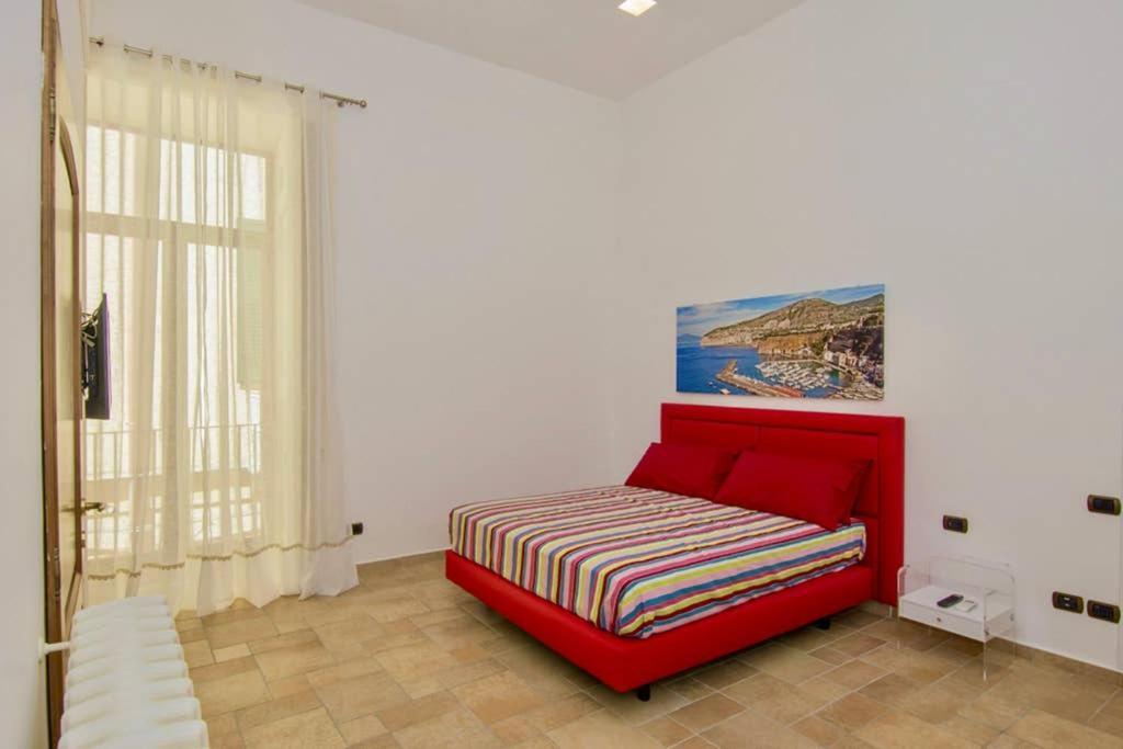 Sara Luxury Apartament 2 Сорренто Экстерьер фото